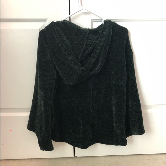 Dark Green Cropped Sweatshirt - Picture 2 of 4